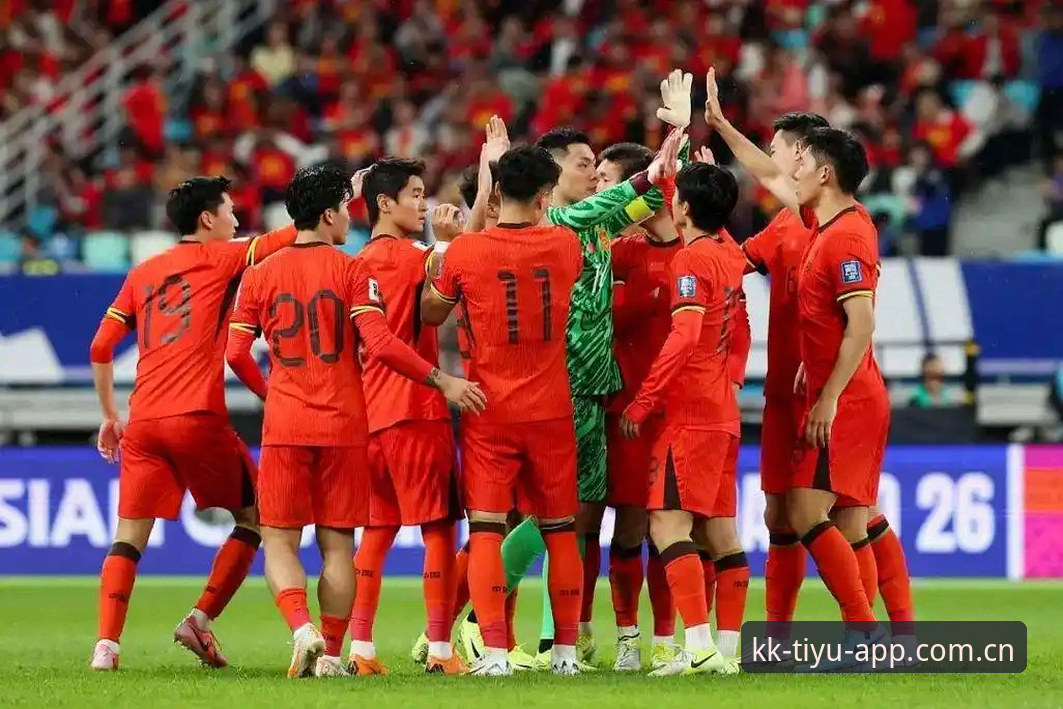 KK体育2025下载 世界杯66队扩军 vs 48队时代:中国男足迎来历史性机遇对比分析